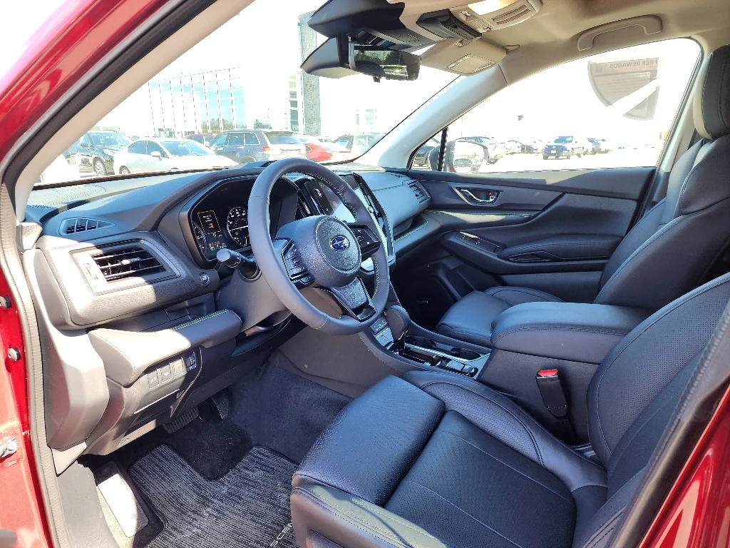 Used 2026 Crimson Red Pearl Subaru Onyx Edition Touring image 37
