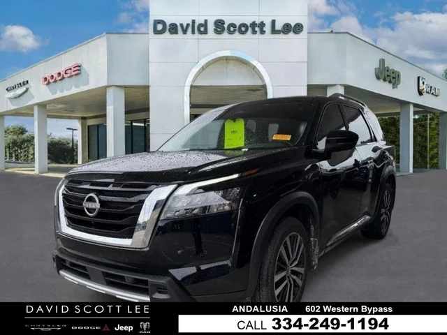 2025 Nissan Pathfinder Platinum