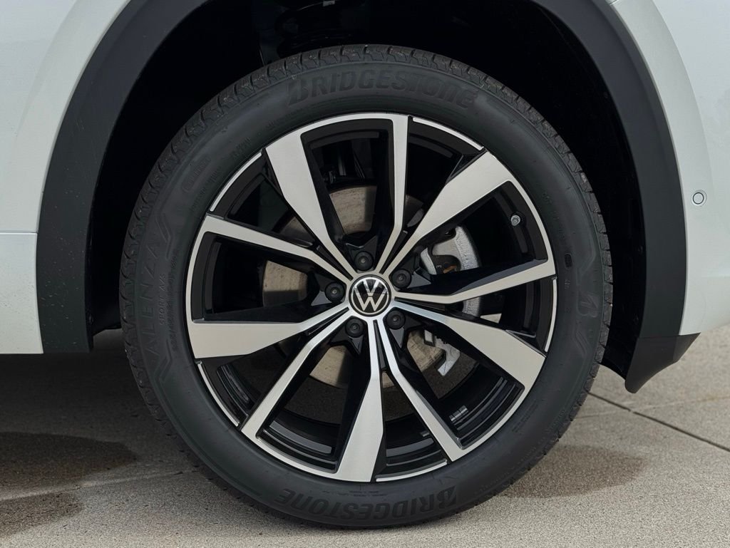 2026 Volkswagen Atlas Cross Sport SEL Premium R-LINE - Photo 7