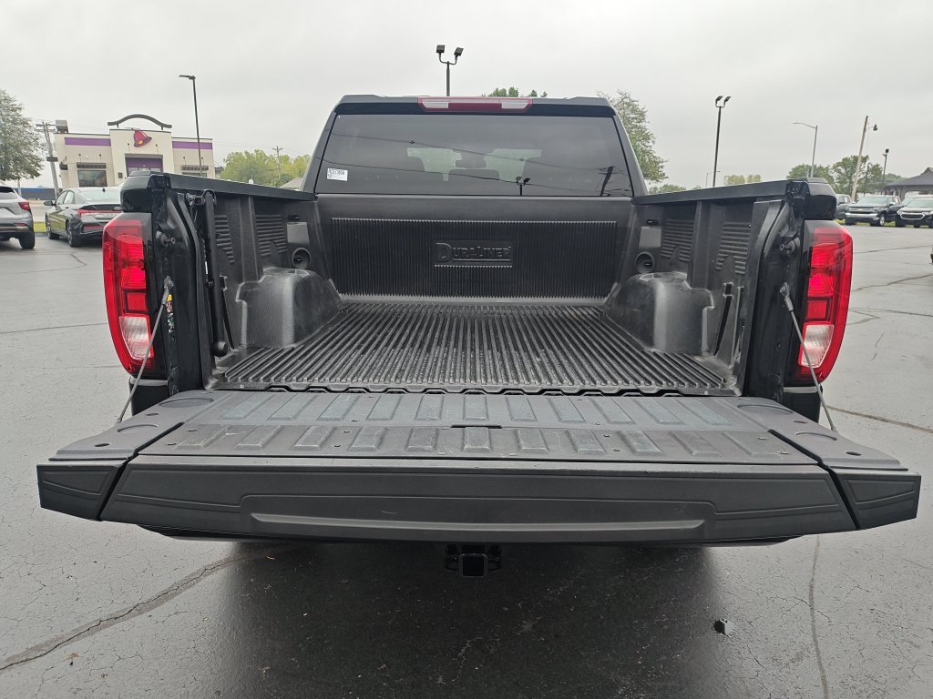 Used 2024 Black GMC Elevation image 9