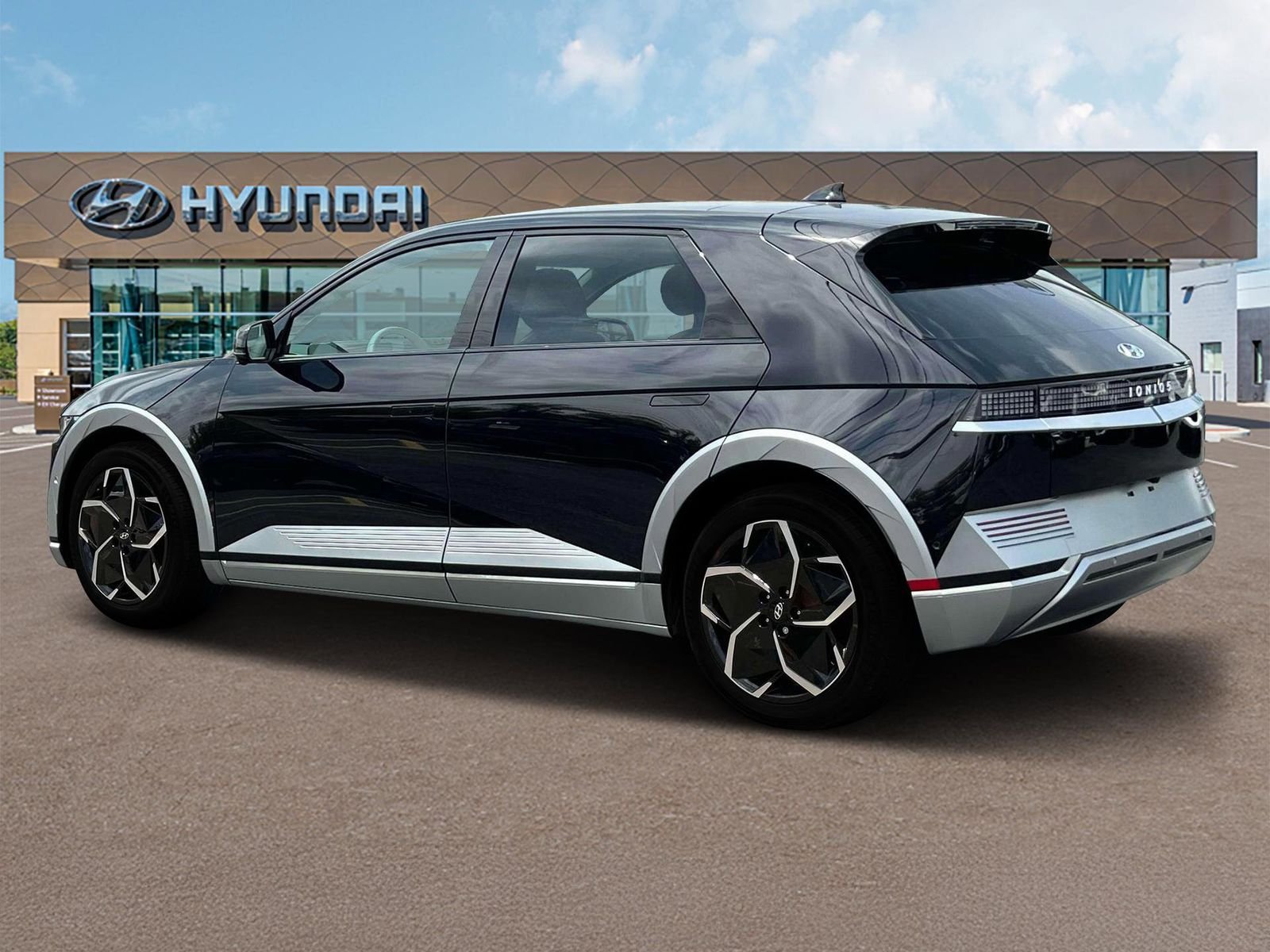 2024 Hyundai IONIQ 5 Limited - Photo 23