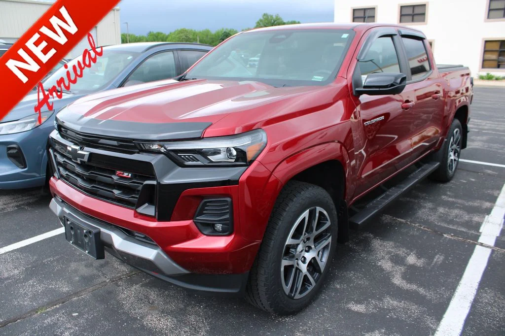 2024 Chevrolet Colorado 4WD Z71 Crew Cab Short Box's photo