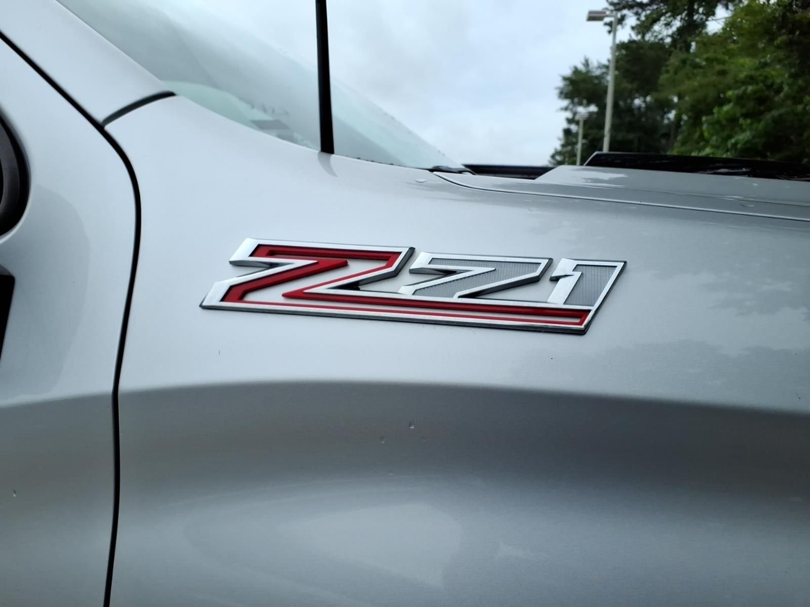 Used 2022 Silver Ice Metallic Chevrolet LT Trail Boss image 3