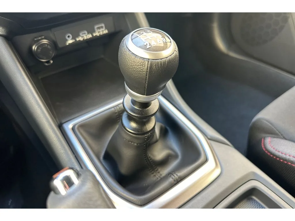 New 2026 MAGNETITE GRAY METALLIC Subaru Base image 20