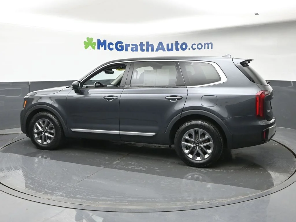 Certified Used 2023 Gray Kia LX image 25