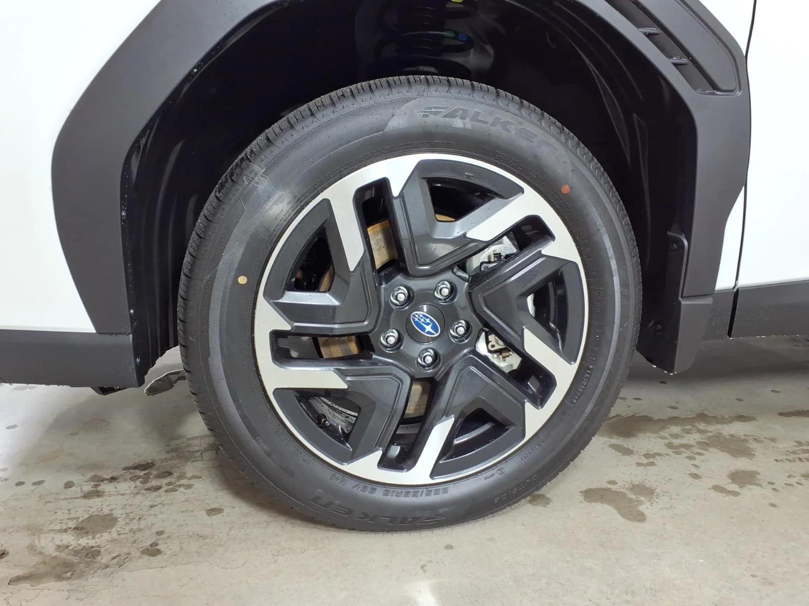 New 2026 CRYSTAL WHITE PEARL SUBARU Limited Hybrid image 36