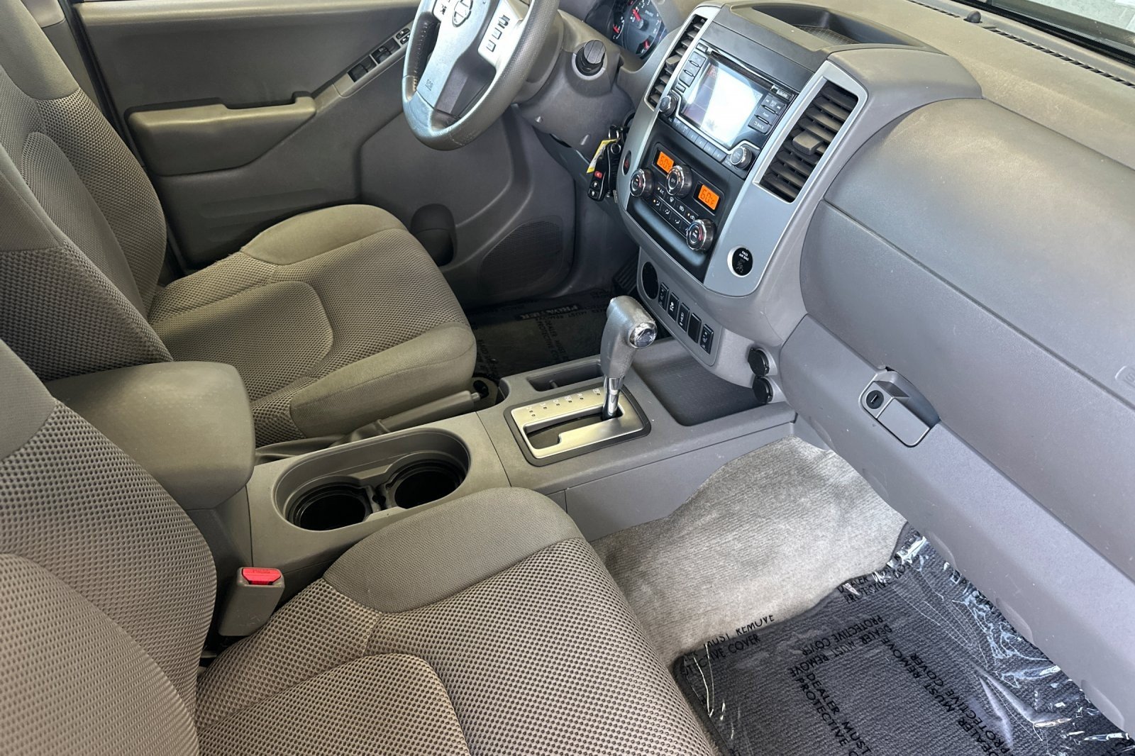 Used 2016  Nissan SV image 14