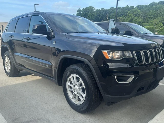 2020 Jeep Grand Cherokee Laredo E