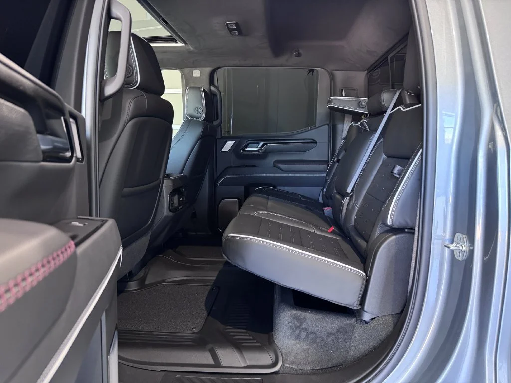 2026 GMC Sierra 1500 AT4X - Photo 13