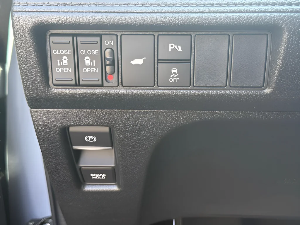 2026 Honda Odyssey Elite - Photo 19