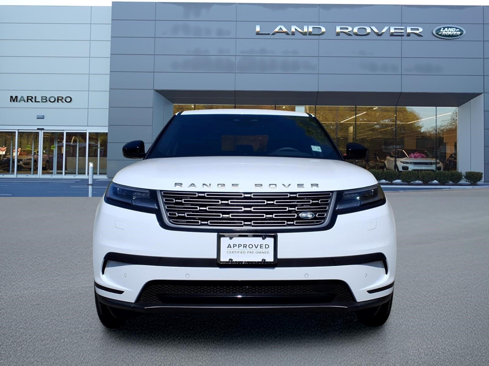 Certified Used 2026 Fuji White Land Rover S image 8
