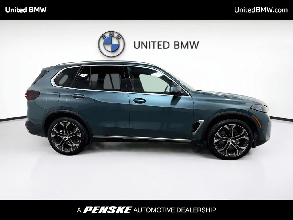 Certified Used 2026 Blue Ridge Mountain Metallic BMW xDrive40i image 4