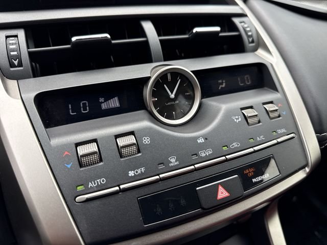 2021 Lexus NX 300 - Photo 19