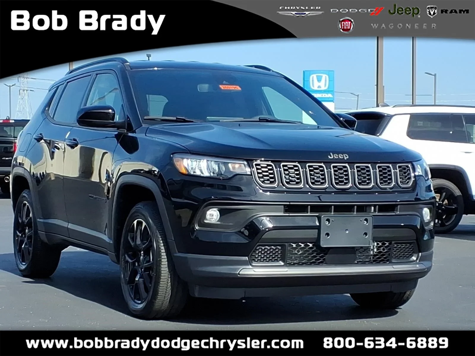 New 2026 Diamond Black Crystal Pearl Coat Jeep Latitude Altitude image 1