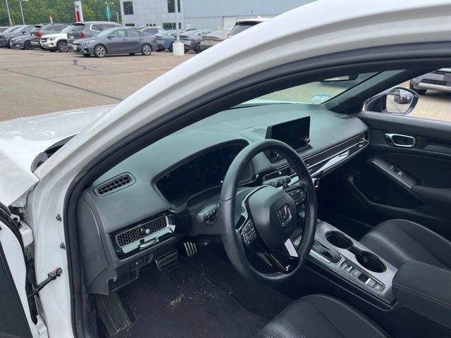 Used 2025 Platinum White Pearl Honda Sport image 11