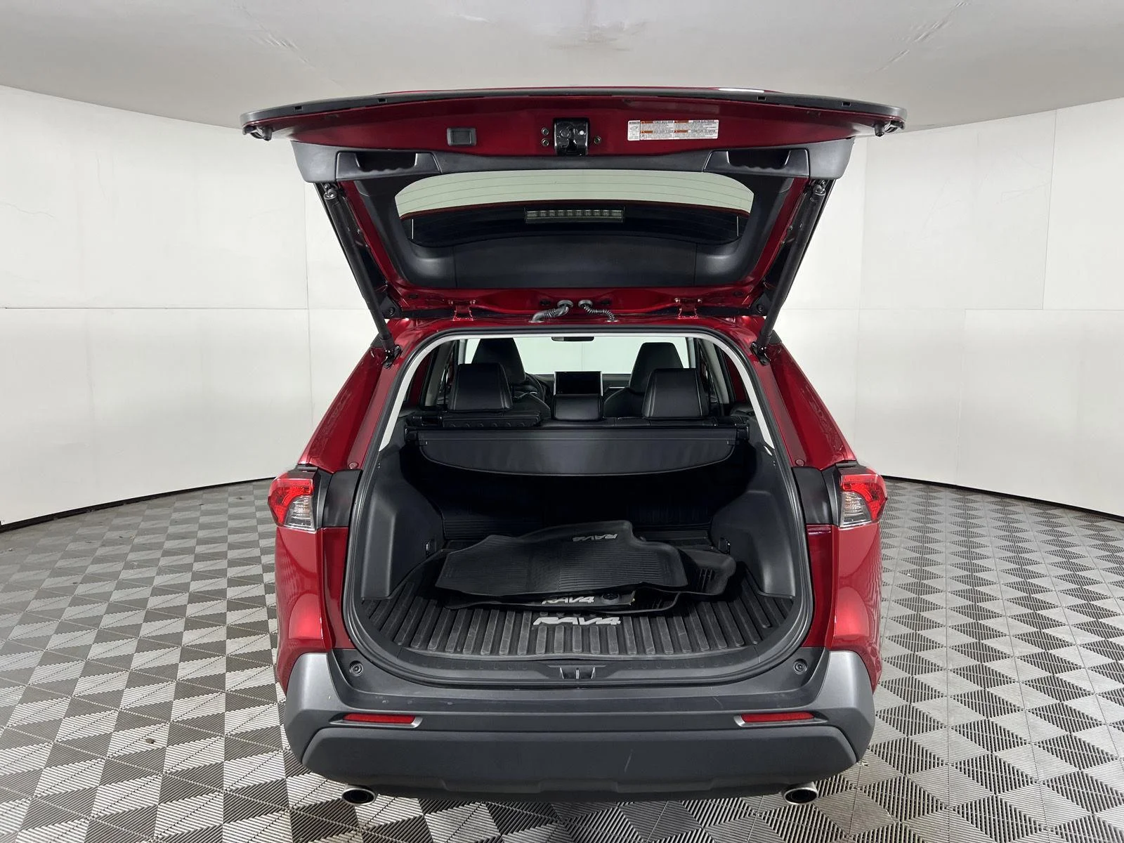 Used 2024 Ruby Flare Pearl Toyota XLE Premium image 8
