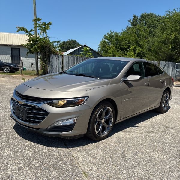 2024 Chevrolet Malibu 1LT's photo