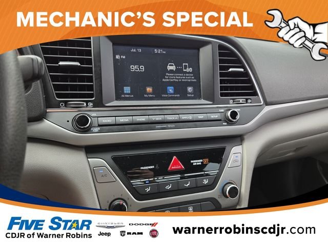 Used 2017 White Hyundai SE image 23