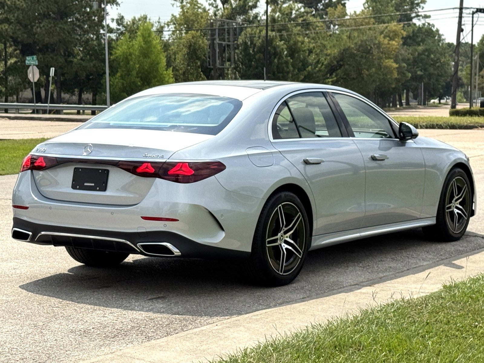 New 2026 Cirrus Silver Metallic Mercedes-Benz E 350 image 24