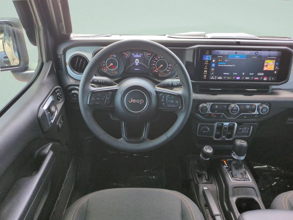 Used 2024 Gray Jeep Sport S image 12