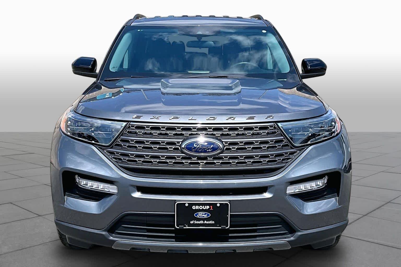 Certified Used 2023 Carbonized Gray Ford XLT image 4