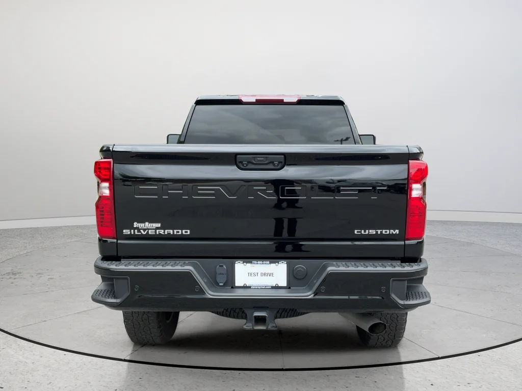 Used 2025 Black Chevrolet Custom image 8