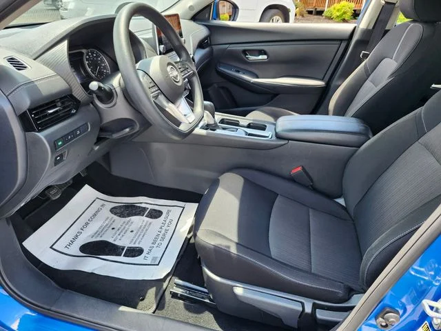 Used 2025 Blue Nissan SV image 10