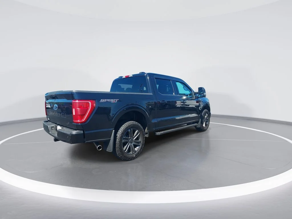 Used 2022 Black Ford XLT image 8