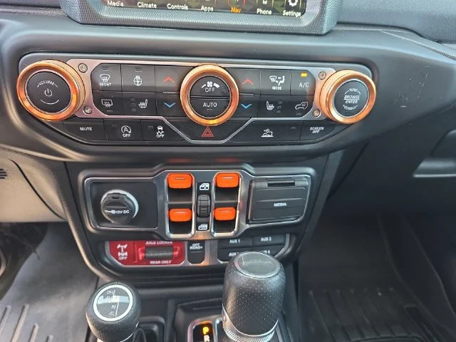 Used 2022 Blue Jeep Mojave image 24