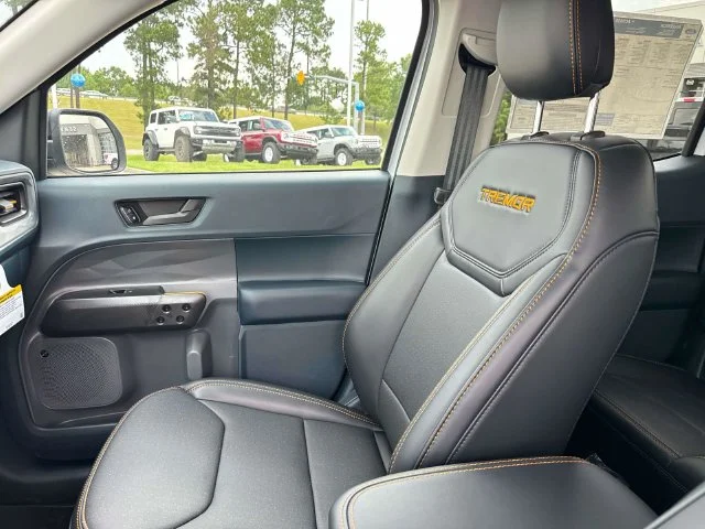 New 2026 Space White Metallic Ford Tremor® image 46