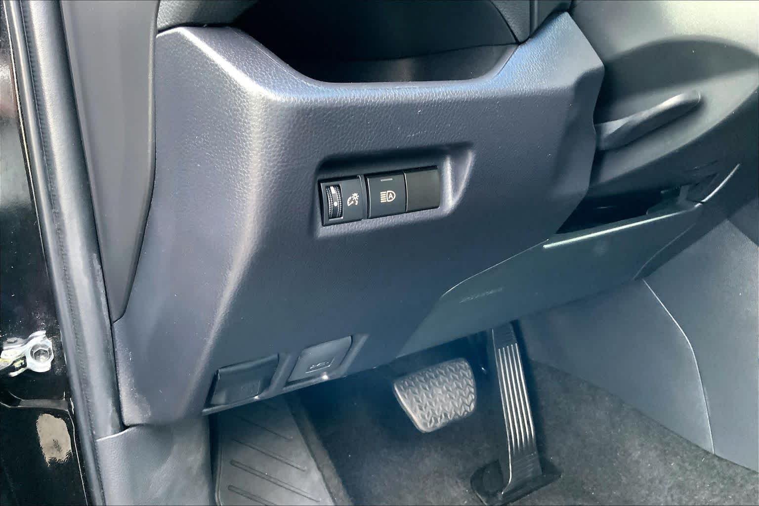 2024 Toyota RAV4 Adventure - Photo 35