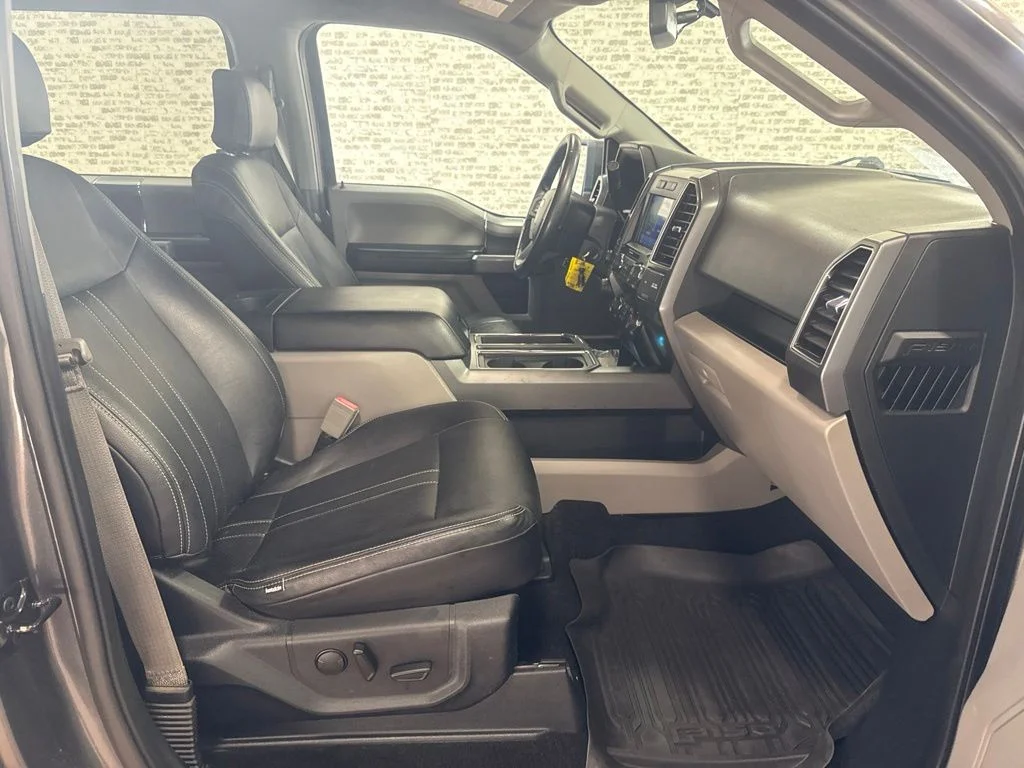 Used 2019 Gray Ford XLT image 17
