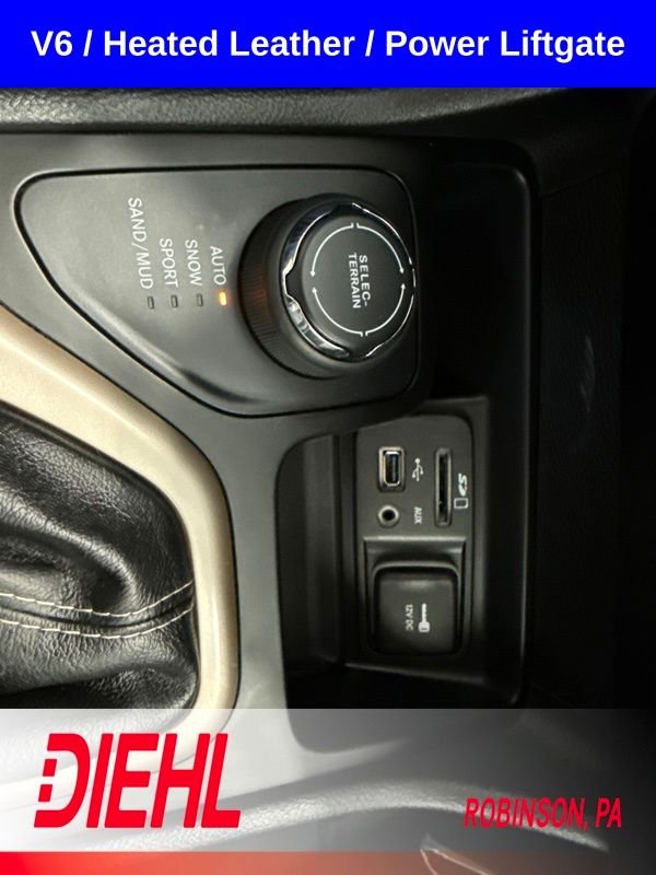 Used 2018 Blue Jeep Limited image 33
