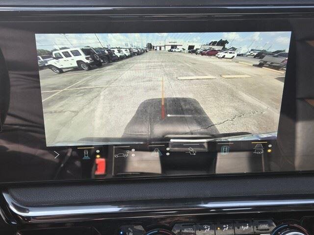 Used 2022 Titanium Rush Metallic GMC AT4 image 22