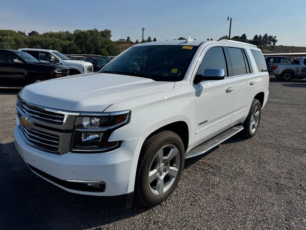 Used 2020 Summit White Chevrolet Premier image 7