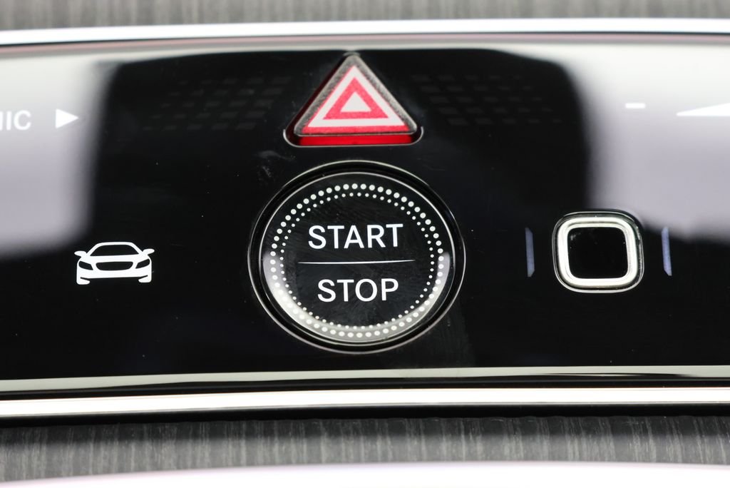 New 2026 Black Mercedes-Benz 400 image 28