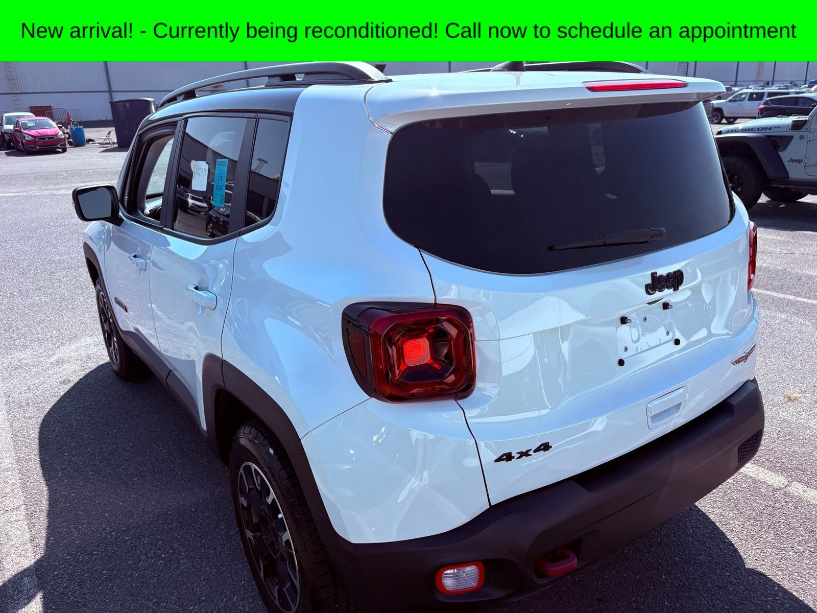 Used 2023 Alpine White Jeep Trailhawk image 7