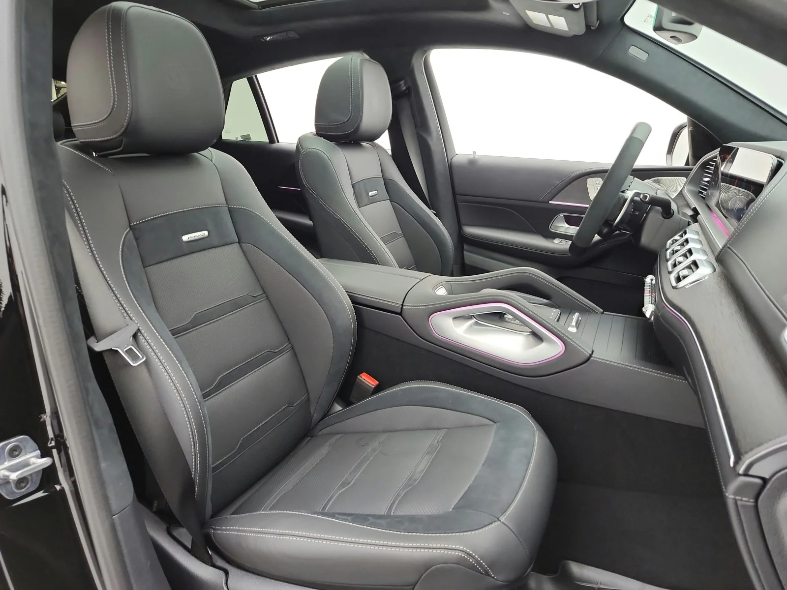 Certified Used 2026 Obsidian Black Metallic Mercedes-Benz AMG® GLE 53 4MATIC+ Coupe image 14