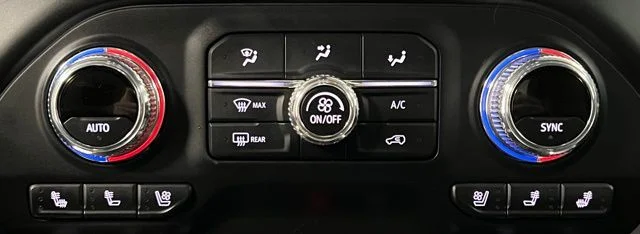Used 2021 Black GMC Denali image 35