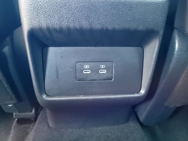 Used 2025 Gray Nissan SV image 13