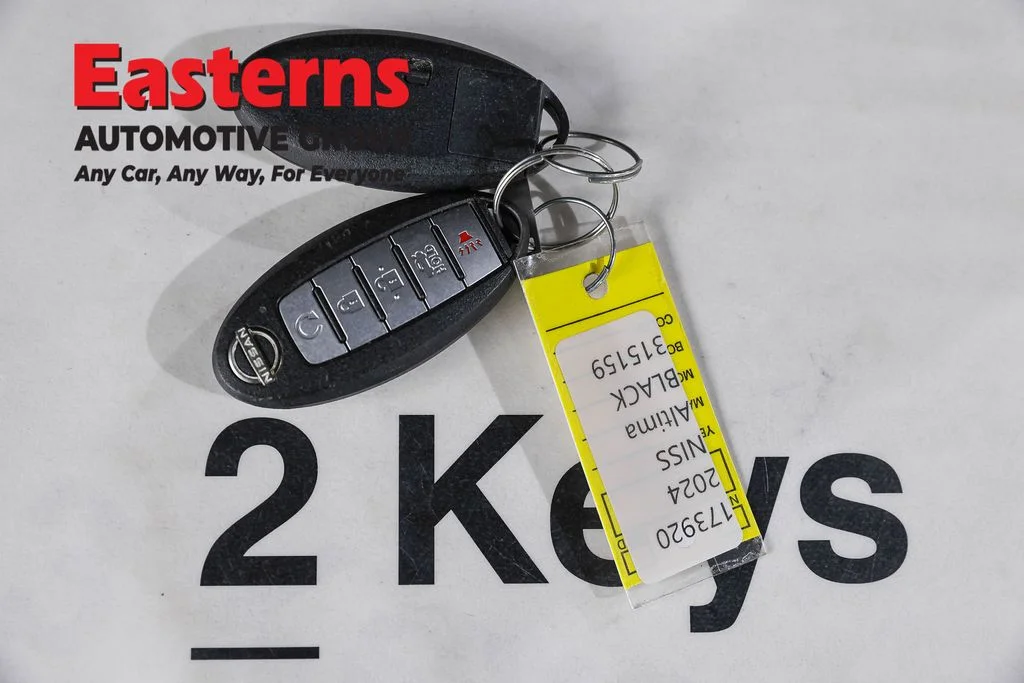 Used 2024 Black Nissan 2.5 SV image 25