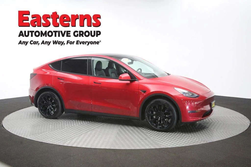 Used 2021 Red Tesla Long Range image 45