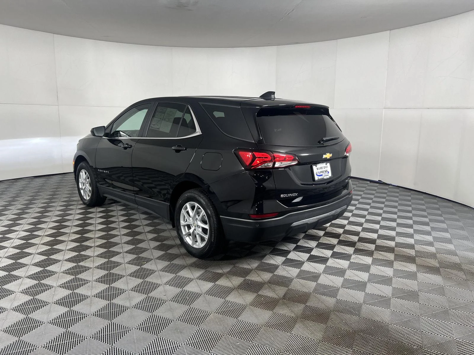 Used 2024 Mosaic Black Metallic Chevrolet LT image 23