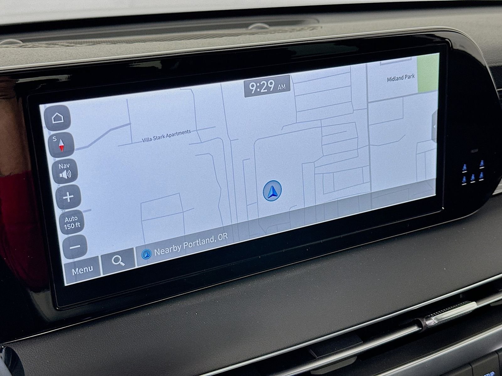 Used 2025 Silver Hyundai Calligraphy image 13