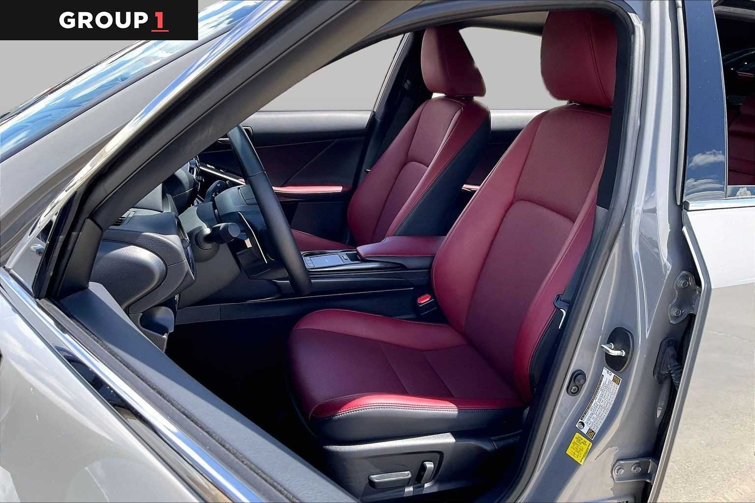 Used 2025 Incognito Lexus F SPORT Design image 7