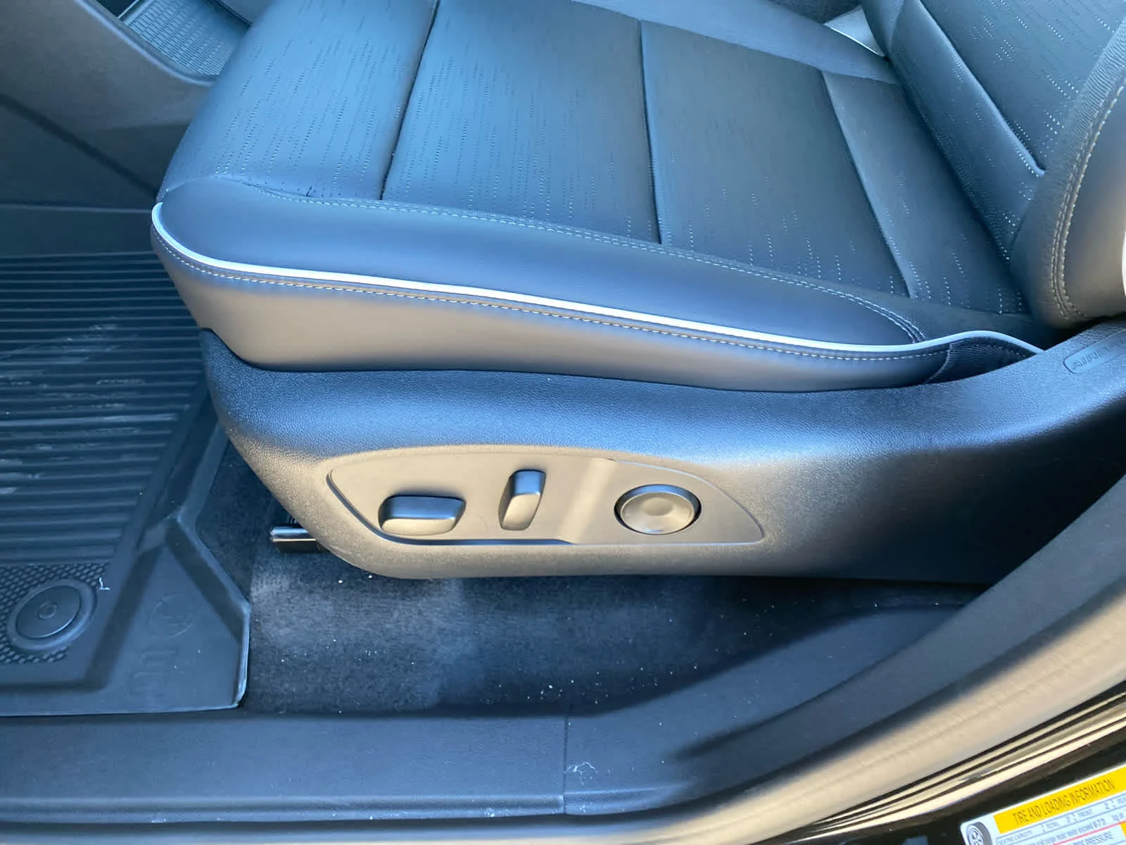 New 2026 Ebony Twilight Metallic Buick Sport Touring image 15