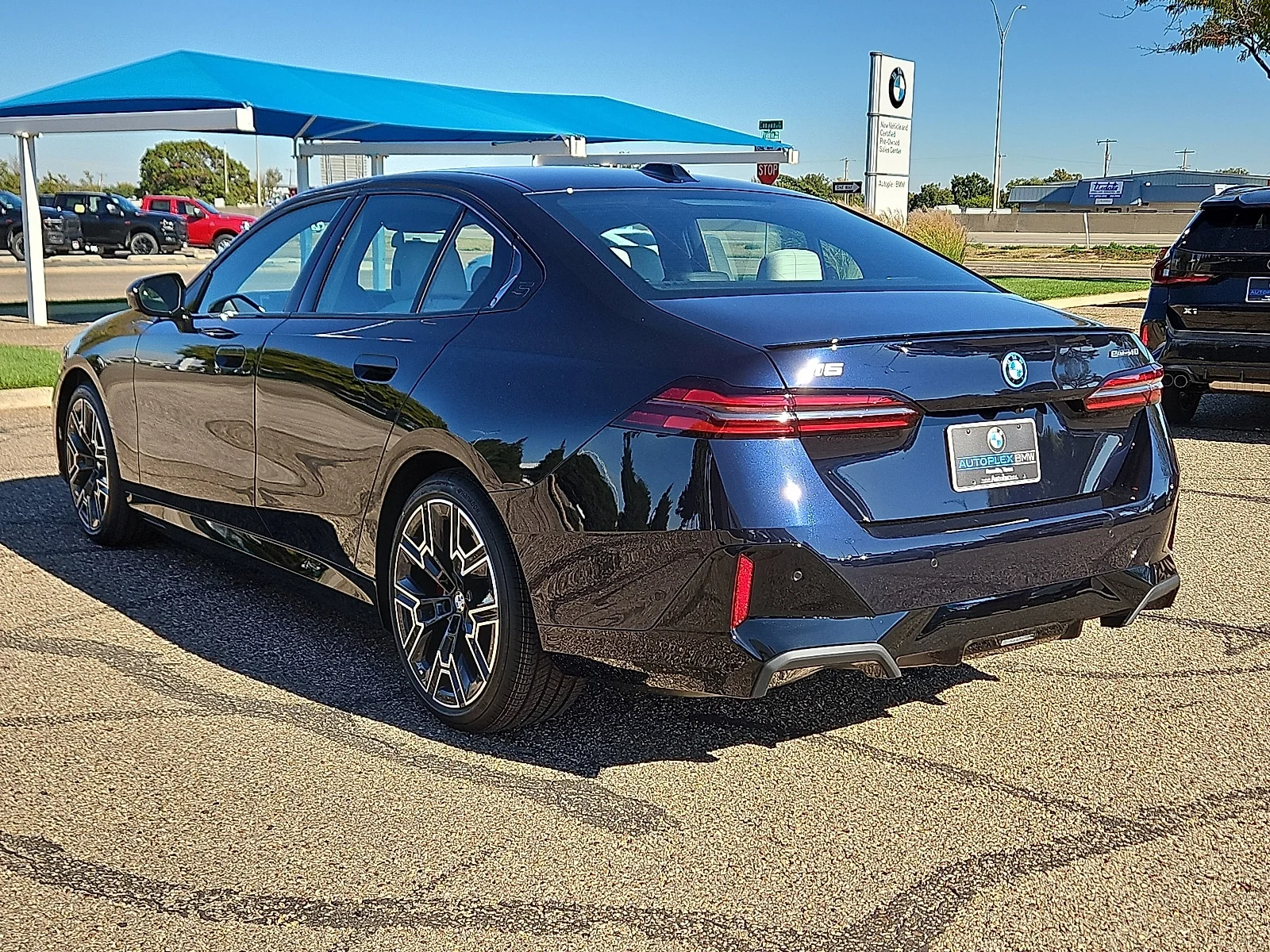 New 2026 Carbon Black Me BMW eDrive40 Rear-Wheel Drive image 2