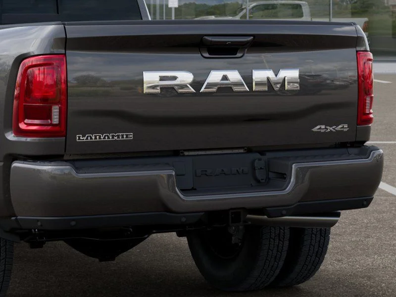 New 2026 Granite Crystal Metallic Clear-Coat Exterior Paint RAM Laramie image 13