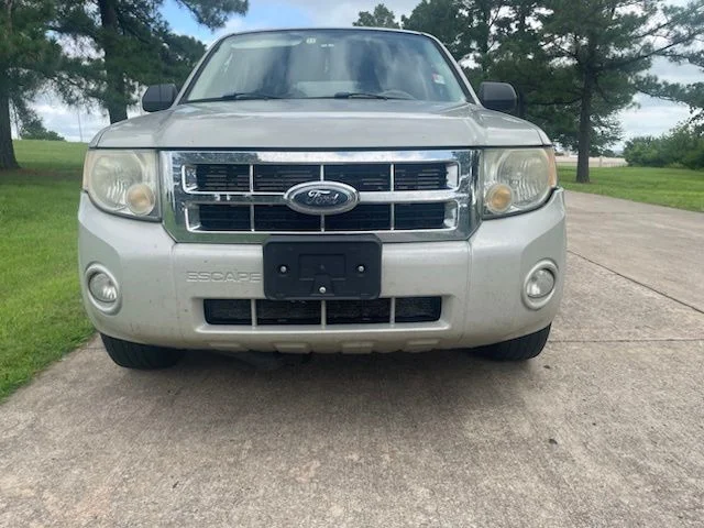 Used 2008 Beige Ford XLT image 4
