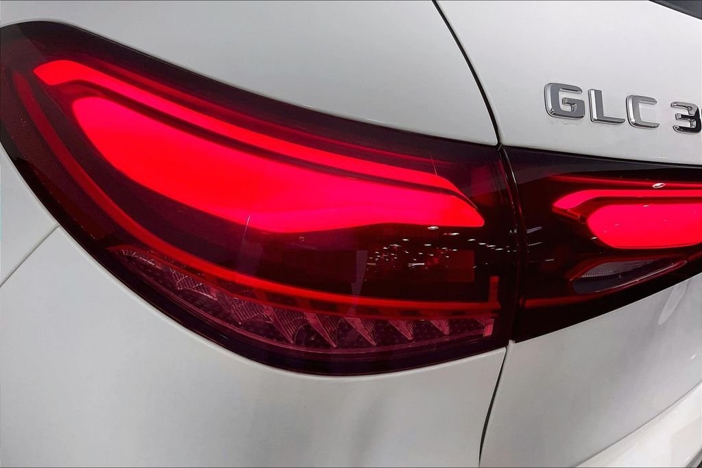 2025 Mercedes-Benz GLC Base - Photo 24